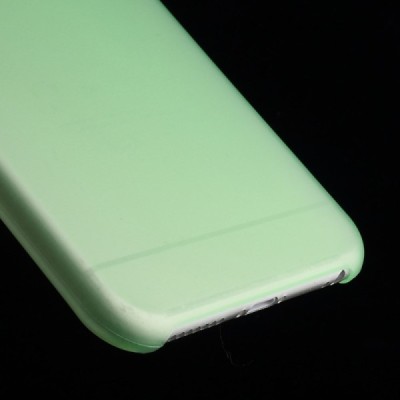 Apple iPhone 6 Plus (6s Plus) pasaulē planākais zaļš futrālis / Vacins.lv