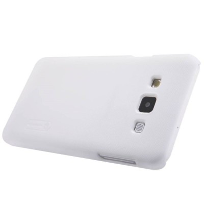 Samsung Galaxy A3 2015 (A300) Nillkin Frosted Shield baltas plastikinis dėklas + apsauginė ekrano plėvelė / Priedai.lt