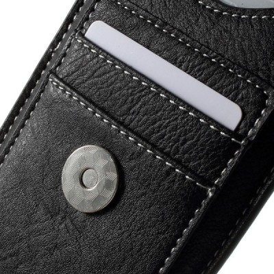 Universāls aizverams melns maciņš, ar kabatiņu kartem ielikt un iespēju piestiprināt pie siksnas (L izmērs) / Vacins.lv