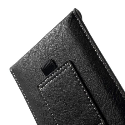 Universāls aizverams melns maciņš, ar kabatiņu kartem ielikt un iespēju piestiprināt pie siksnas (L izmērs) / Vacins.lv