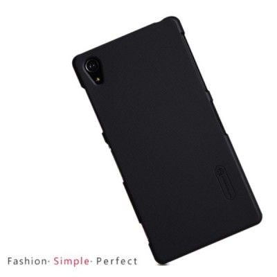 Nillkin Frosted Shield Sony Xperia Z2 juodas plastikinis dėklas + apsauginė ekrano plėvelė / Priedai.lt