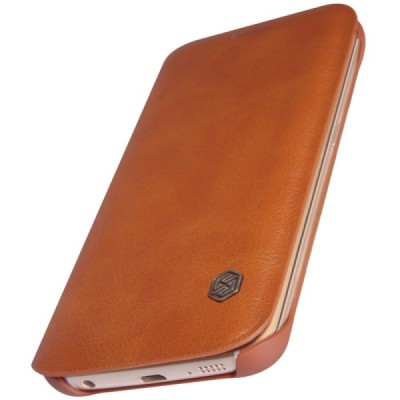 Prabangus „Nillkin“ Qin serijos rudas odinis atverčiamas Samsung Galaxy S6 Edge (G925) dėklas / Priedai.lt