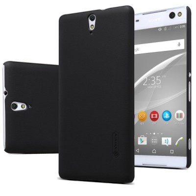 Sony Xperia C5 Ultra Nillkin Frosted Shield juodas plastikinis dėklas + apsauginė ekrano plėvelė / Priedai.lt