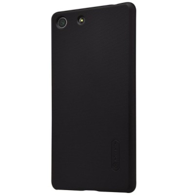 Sony Xperia M5 Nillkin Frosted Shield juodas plastikinis dėklas + apsauginė ekrano plėvelė / Priedai.lt