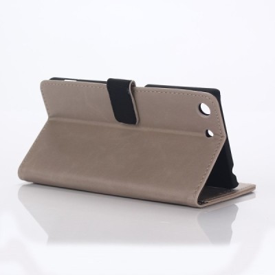 Sony Xperia M5 atverčiamas smėlio (dramblio kaulo) spalvos odinis retro dėklas - piniginė / Priedai.lt