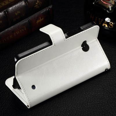 Microsoft Lumia 550 atvēramais ādas balts maciņš (maks) / Vacins.lv