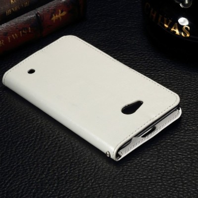 Microsoft Lumia 550 atvēramais ādas balts maciņš (maks) / Vacins.lv