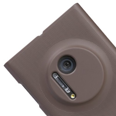 Nokia Lumia 1020 Nillkin Frosted Shield brūns plastmasas futrālis + ekrāna aizsargplēve / Vacins.lv