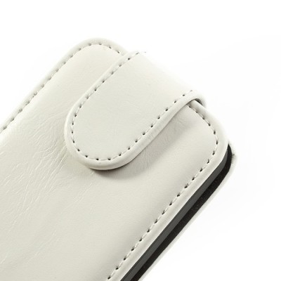 Apple iPhone 5C klasisks ādas vertikāli atvēramais balts futrālis / Vacins.lv