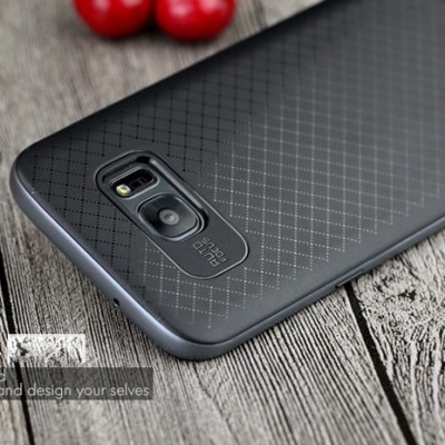 Samsung Galaxy S7 Edge (G935) „IPAKY“ cieta silikona (TPU) melns apvalks (apmales - pelekā krāsā) / Vacins.lv