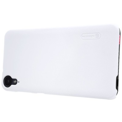 HTC Desire 825 Nillkin Frosted Shield baltas plastikinis dėklas + apsauginė ekrano plėvelė / Priedai.lt