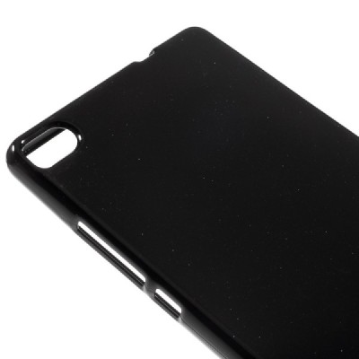 Huawei P8 juodas Mercury kieto silikono (TPU) dėklas - nugarėlė / Priedai.lt