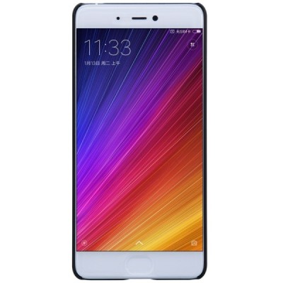 Xiaomi Mi 5S Nillkin Frosted Shield juodas plastikinis dėklas + apsauginė ekrano plėvelė / Priedai.lt