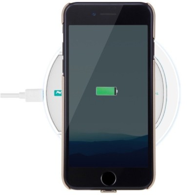 Apple iPhone 7 (iPhone 8) Nillkin Magic Wirelesszelts plastmasas futrālis - zelts / Vacins.lv