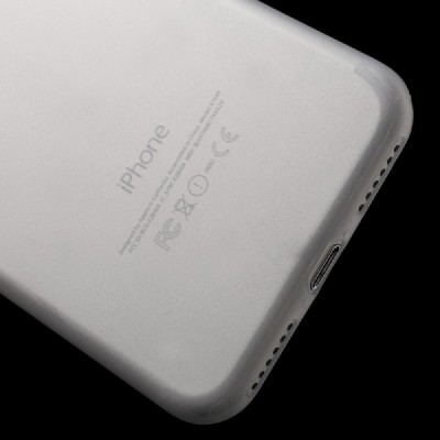 Apple iPhone 7 (iPhone 8) pasaulē planākais balts futrālis / Vacins.lv