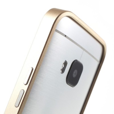 Stilīgs zelta HTC One M9 rāmis - sānu apmale (bamperis) / Vacins.lv