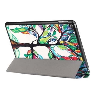 iPad 9.7" 2017 (iPad 9.7" 2018) atvēramais krāsains, balts maciņš / Vacins.lv