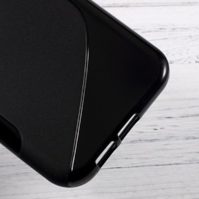 Samsung Galaxy A7 2017 (A720) „S-Line“ kieto silikono TPU juodas dėklas - nugarėlė / Priedai.lt