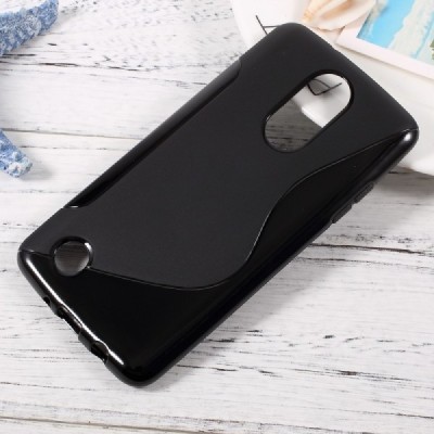 LG K8 2017 (X240, M200N) „S-Line“ cieta silikona (TPU) melns apvalks / vacins.lv