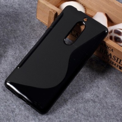 Nokia 5 „S-Line“ kieto silikono TPU juodas dėklas - nugarėlė / Priedai.lt