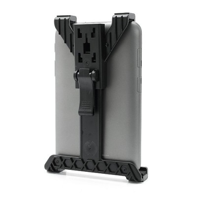 Planšetdatora autoturētājs iespējams stiprināt pie loga vai pie atzveltņa / Vacins.lv