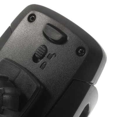 „CD Slot“ universāls autoturētājs - melns / Vacins.lv