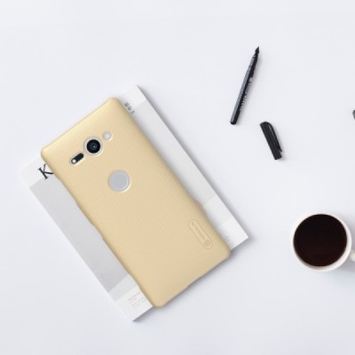 Nillkin Frosted Shield Sony Xperia XZ2 Compact auksinis plastikinis dėklas + apsauginė ekrano plėvelė / Priedai.lt