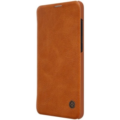 Prabangus „Nillkin“ Qin serijos rudas odinis atverčiamas Samsung Galaxy A9 2018 (A9 Star Pro) dėklas / Priedai.lt