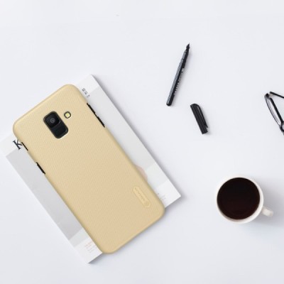 Nillkin Frosted Shield Samsung Galaxy A6 2018 (A600F) zelta plastmasas futrālis / Vacins.lv