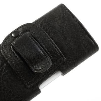 Universāls aizverams melns maciņš, ar kabatiņu kartem ielikt un iespēju piestiprināt pie siksnas (M izmērs) / Vacins.lv