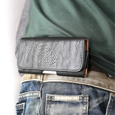 Universāls aizverams melns maciņš, ar kabatiņu kartem ielikt un iespēju piestiprināt pie siksnas (M izmērs) / Vacins.lv