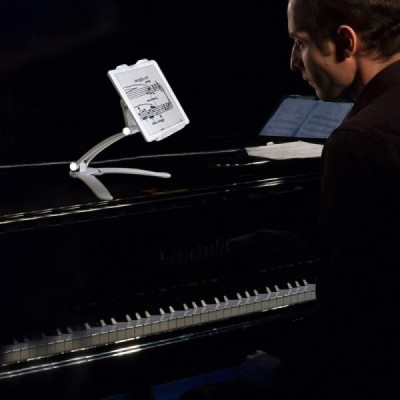 „2 in 1“ universāls mājsaimniecības turētājs / Vacins.lv