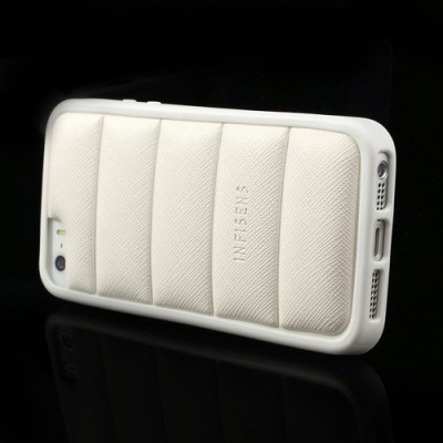 Baltas „Infisens“ silikoninis Apple iPhone SE (5, 5s) dėklas (dėkliukas) / Priedai.lt