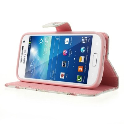 Atverčiamas Samsung Galaxy S4 Mini gėlėtas baltas dėklas (piniginė) / Priedai.lt