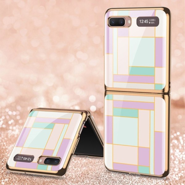 „GKK“ Pattern plastikinis dėklas - violetinis (Galaxy Z Flip)