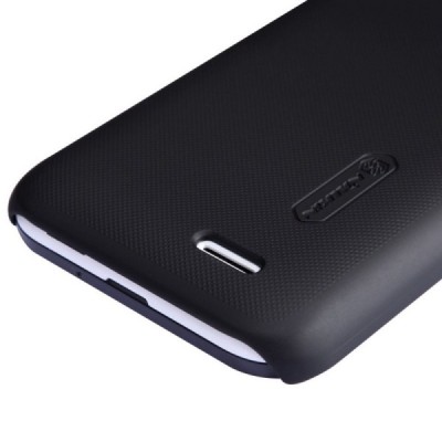 Nillkin Frosted Shield HTC Desire 310 plastikinis juodas dėklas - nugarėlė su ekrano plėvele / Priedai.lt