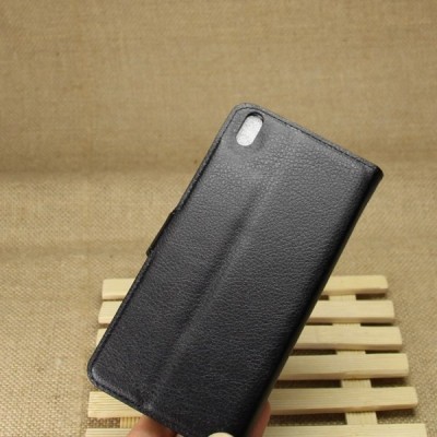 HTC Desire 816 atverčiamas juodas odinis dėklas - piniginė / Priedai.lt