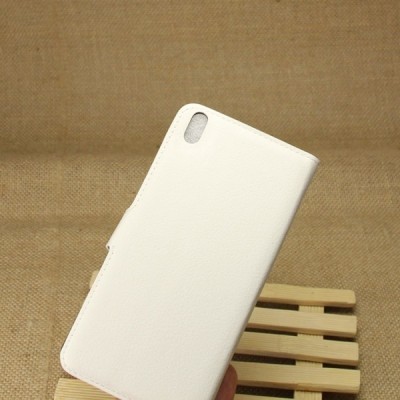 HTC Desire 816 atverčiamas baltas odinis dėklas - piniginė / Priedai.lt