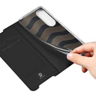 Sony Xperia 5 III „Dux Ducis“ Skin sērijas melns ādas atvērams maciņš | Vacins.lv