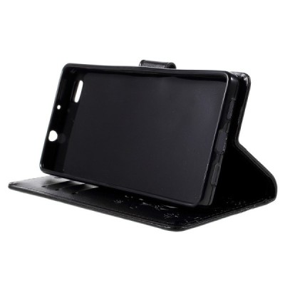 Huawei P8 Lite „Butterflies“ atverčiamas juodas odinis dėklas - piniginė | Priedai.lt