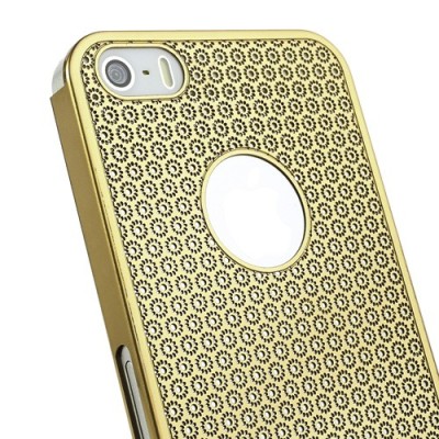 Stilingas auksinis, metalinis Apple iPhone SE (5, 5s) dėklas (dėkliukas) raižytas gėlytėmis / Priedai.lt