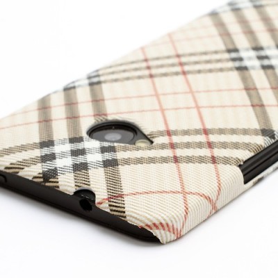 HTC One M7 „Burberry“ stils gaiši brūns apvalks / Vacins.lv