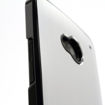 Slīpēta metāla sudrabs HTC One M7 apvalks / Vacins.lv
