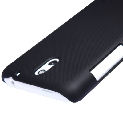 Nillkin Frosted Shield HTC Desire 610 juodas plastikinis dėklas + apsauginė ekrano plėvelė / Priedai.lt