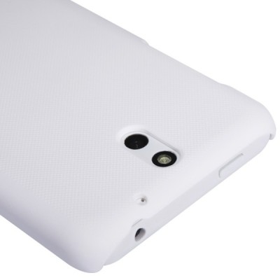 Nillkin Frosted Shield HTC Desire 610 baltas plastikinis dėklas + apsauginė ekrano plėvelė / Priedai.lt