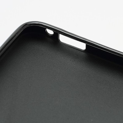 HTC One M7 melns cieta silikona futrālis / Vacins.lv