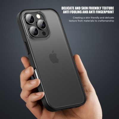 Apple iPhone 16 Pro „IPAKY“ Matt silikoninis skaidrus permatomas dėklas su juodu rėmeliu | Priedai.lt