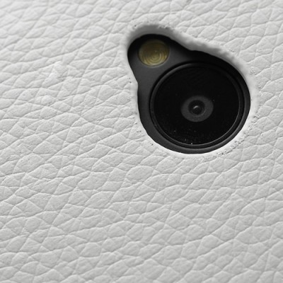 Atverčiamas odinis HTC One M7 baltas dėklas (Dėkliukas) / Priedai.lt