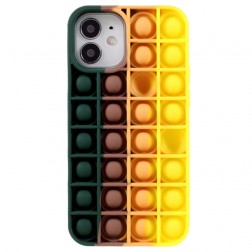 „Popit“ Bubble minkšto silikono (TPU) dėklas - tamsiai žalias (iPhone 12 / 12 Pro)